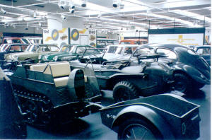 Kettenkrad und Anhnger im AutoMuseum Wolfsburg